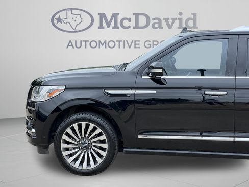 Used 2018 Lincoln Navigator Reserve w/ Technology Package AWD/4WD image 30