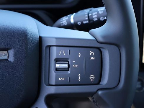 New 2026 Land Rover Defender 110 S image 32