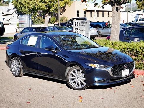 Used 2025 MAZDA MAZDA3 s image 3