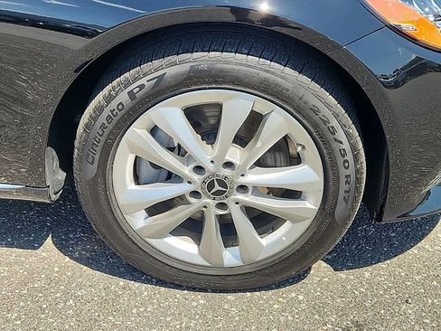 Used 2019 Mercedes-Benz C 300 4MATIC Sedan image 8