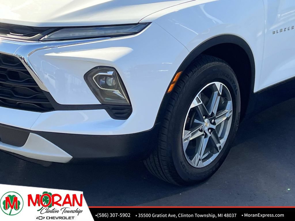 Certified 2024 Chevrolet Blazer LT AWD/4WD image 9