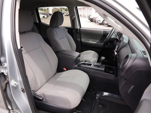Used 2023 Toyota Tacoma SR AWD/4WD image 26