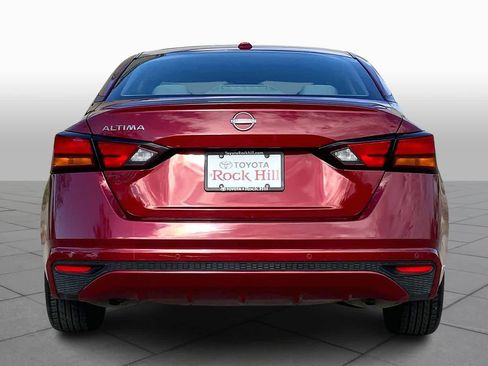 Used 2025 Nissan Altima 2.5 SV image 5