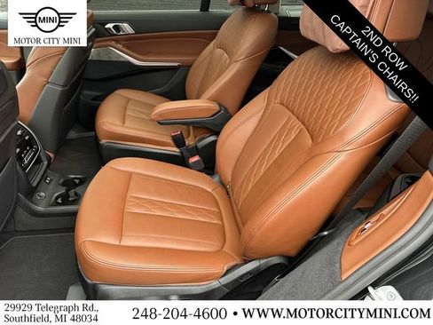Used 2022 BMW X7 xDrive40i w/ Executive Package image 15