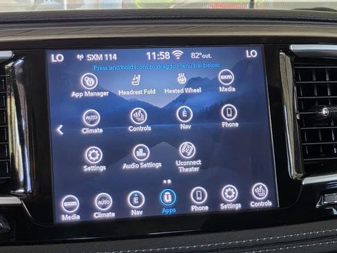 Used 2020 Chrysler Pacifica Limited image 22