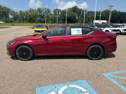 New 2026 Nissan Altima 2.5 SV w/ SV Special Edition Package FWD image 4