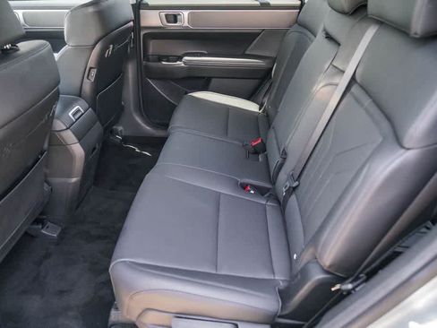 Used 2025 Hyundai Santa Fe XRT AWD/4WD image 17