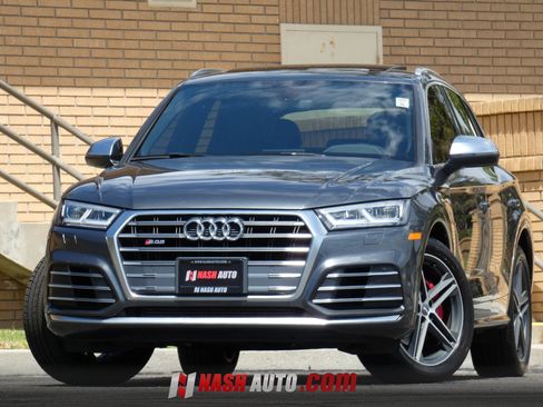 Used 2018 Audi SQ5 Premium Plus w/ S Sport Package AWD/4WD image 4