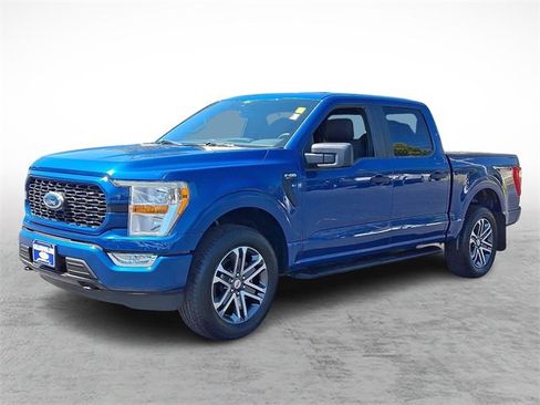 Certified 2022 Ford F150 XL w/ STX Appearance Package image 3