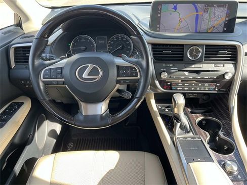 Used 2021 Lexus RX 350L Luxury image 11