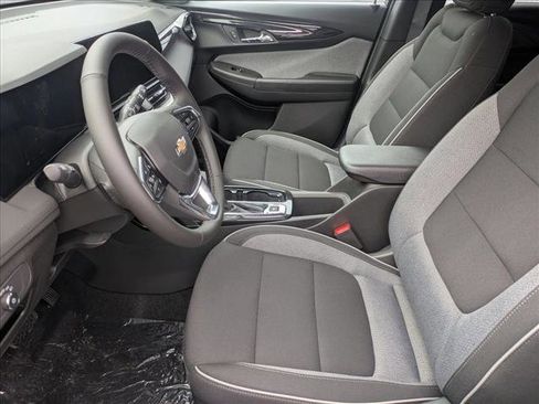 New 2026 Chevrolet TrailBlazer LT w/ Convenience Package image 3