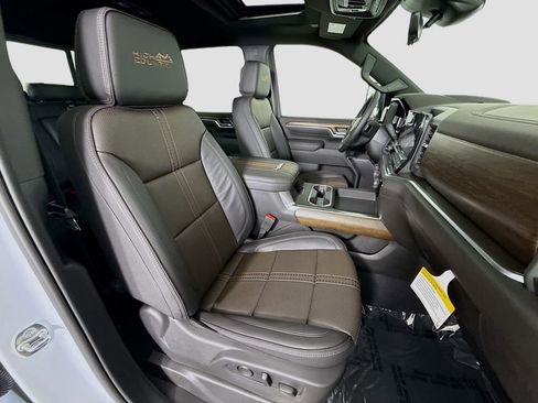 New 2026 Chevrolet Silverado 3500 High Country w/ High Country Premium Package image 29