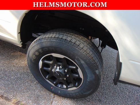 New 2025 RAM 2500 Laramie image 25