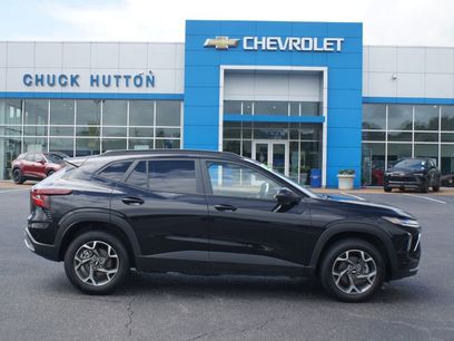 Used 2025 Chevrolet Trax LT