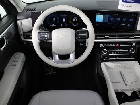 Used 2026 Hyundai Santa Fe SE image 8