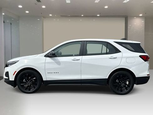 Used 2024 Chevrolet Equinox LS w/ Sport Edition FWD image 2