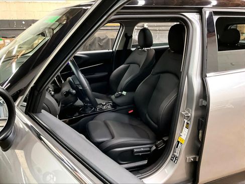Used 2024 MINI Cooper Clubman S AWD/4WD image 28