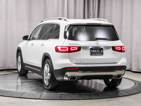 Certified 2022 Mercedes-Benz GLB 250 image 2