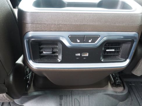 Used 2022 GMC Sierra 1500 Denali w/ Denali Reserve Package AWD/4WD image 16