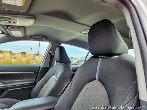 Used 2023 Toyota Camry LE FWD image 10