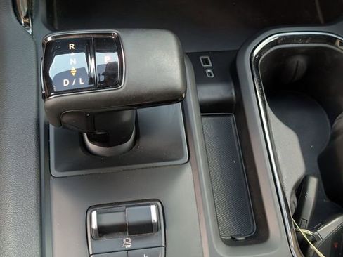 Used 2023 GMC Sierra 1500 AT4 w/ AT4 Premium Package AWD/4WD image 22