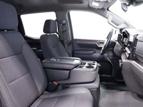 Used 2022 Chevrolet Silverado 1500 LT image 13