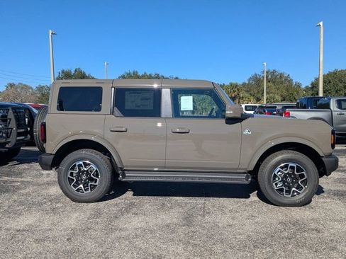 New 2025 Ford Bronco Outer Banks AWD/4WD image 4
