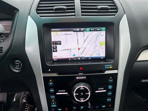 Used 2015 Ford Explorer Sport w/ Equipment Group 401A AWD/4WD image 18