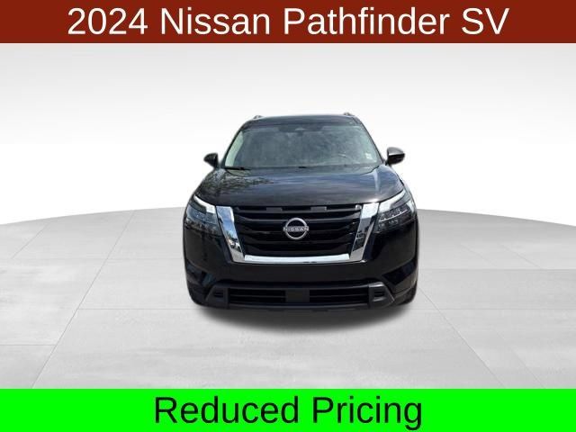 Used 2024 Nissan Pathfinder SV AWD/4WD image 2
