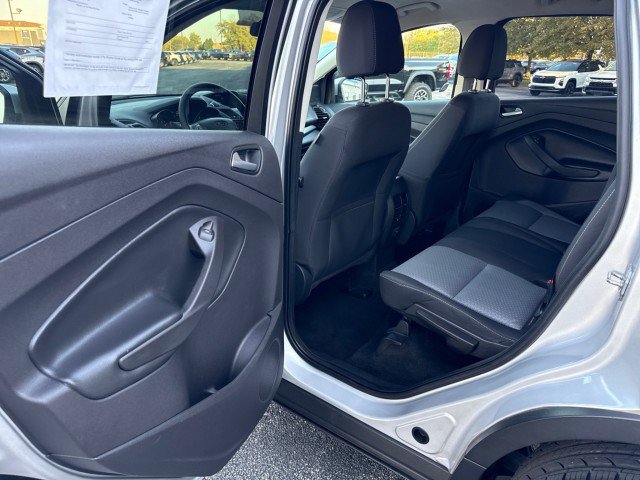 Used 2017 Ford Escape SE FWD image 23