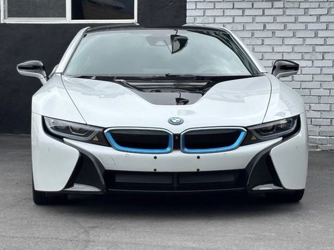 Used 2019 BMW i8 Coupe AWD/4WD image 2
