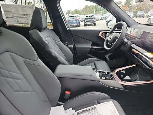 New 2026 BMW X3 xDrive30 w/ Premium Package image 10