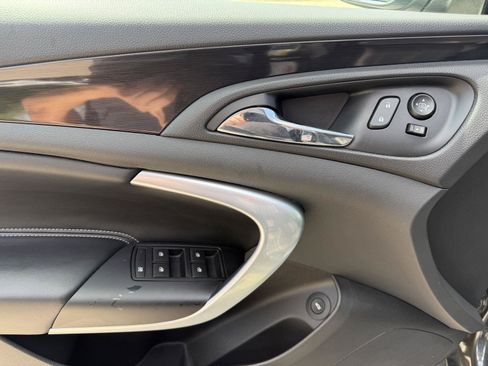 Used 2016 Buick Regal Premium FWD image 13