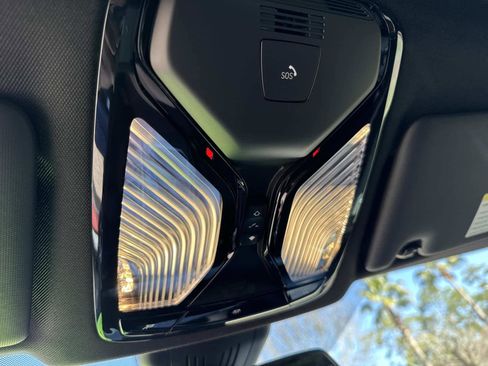 Used 2025 BMW i4 M50 w/ Premium Package image 33