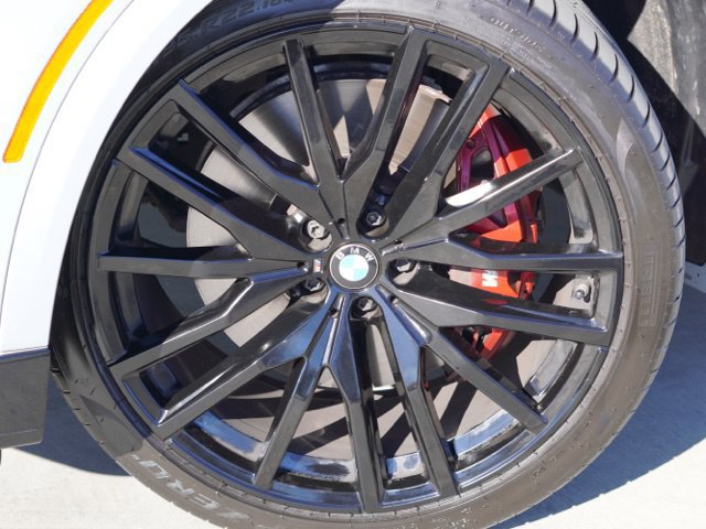 Used 2025 BMW X5 M60i AWD/4WD image 13