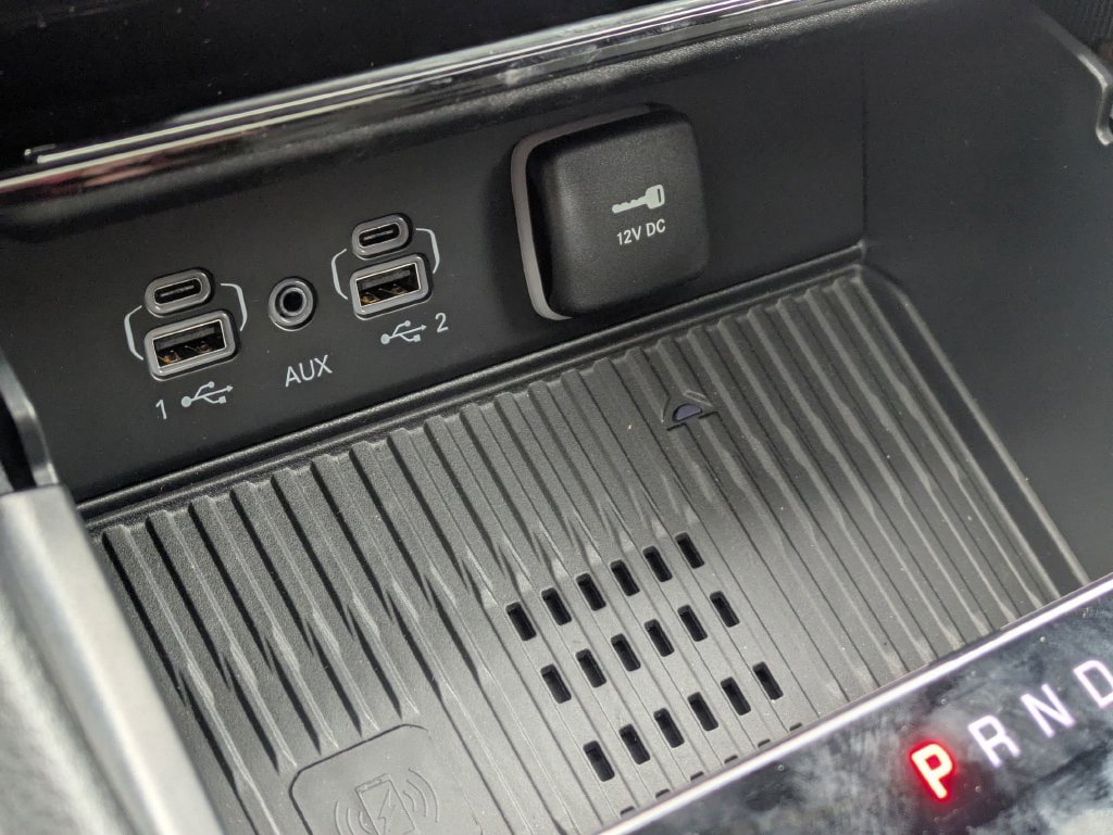 New 2026 Jeep Grand Cherokee Altitude AWD/4WD image 22