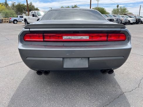 Used 2012 Dodge Challenger R/T image 4