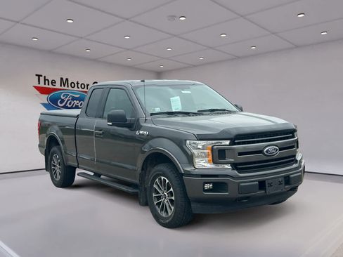 Used 2018 Ford F150 XLT w/ Equipment Group 302A Luxury AWD/4WD image 3