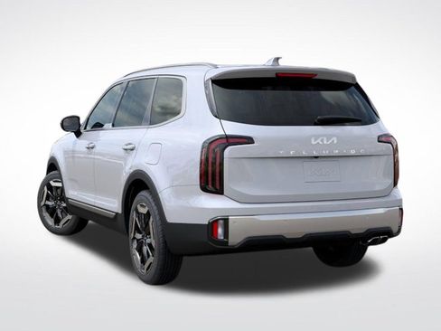 Used 2025 Kia Telluride EX w/ EX Captain's Chair Package FWD image 5