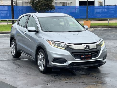 Used 2020 Honda HR-V LX image 3