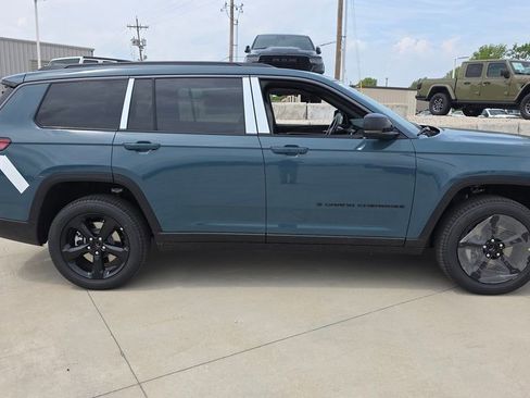 New 2026 Jeep Grand Cherokee L Limited AWD/4WD image 6