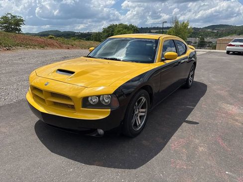 Used 2006 Dodge Charger R/T RWD image 4