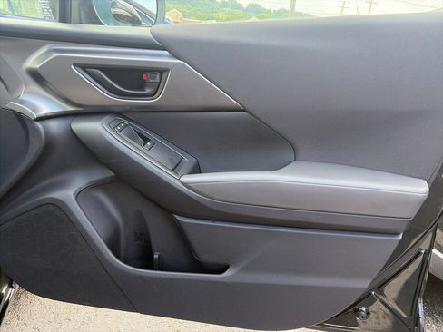 Used 2024 Subaru Impreza 2.0i AWD/4WD image 29