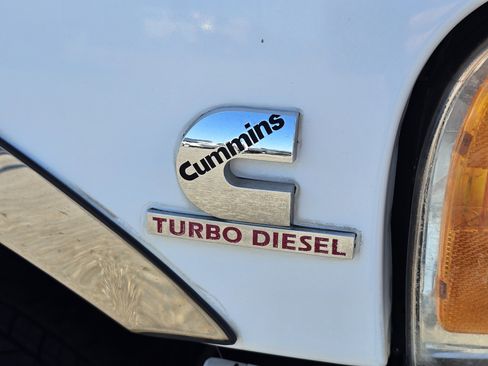 Used 2005 Dodge Ram 3500 Truck SLT image 4