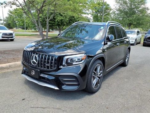 Used 2023 Mercedes-Benz GLB 35 AMG 4MATIC image 1