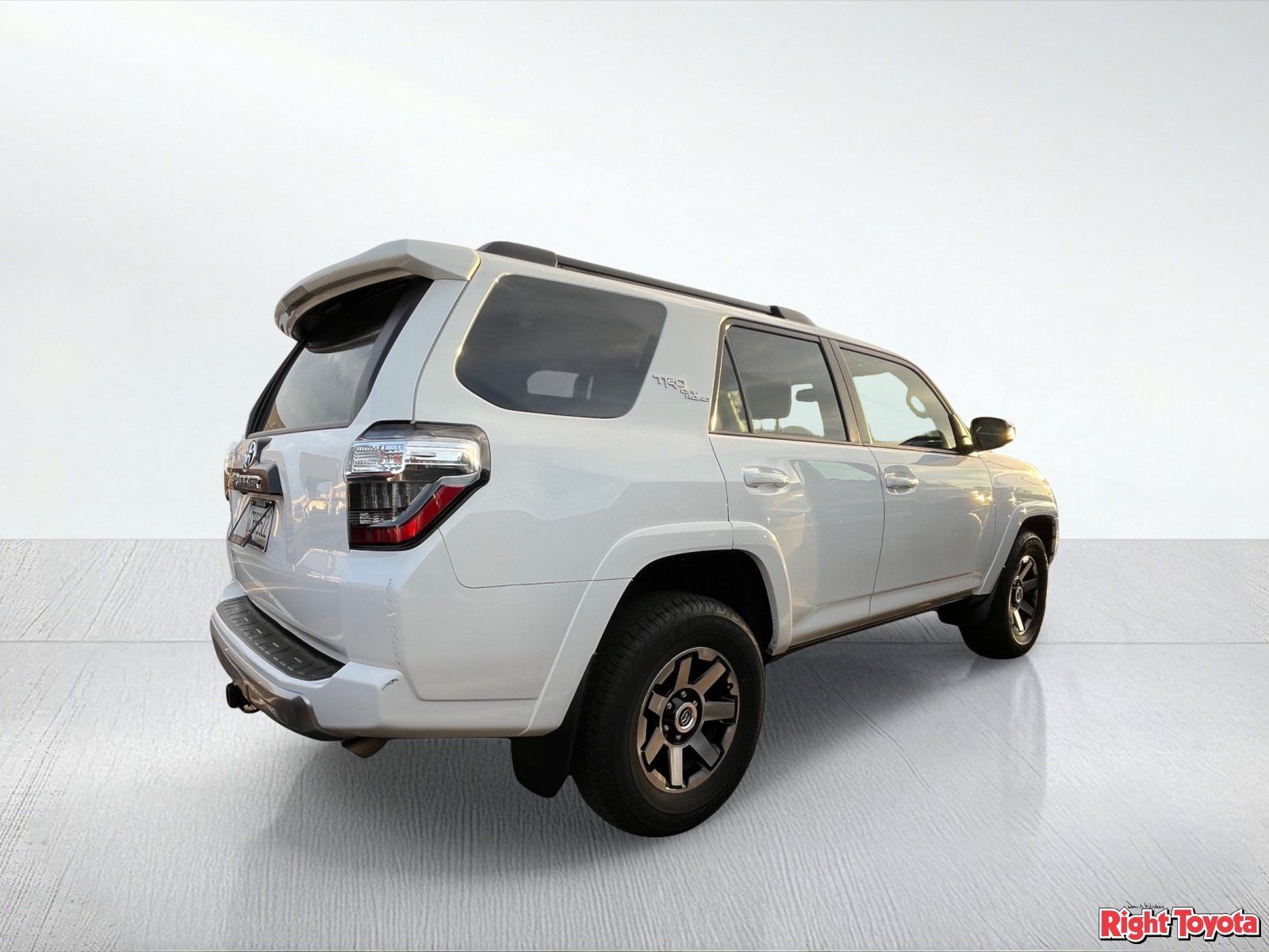Certified 2023 Toyota 4Runner TRD Off-Road AWD/4WD image 4