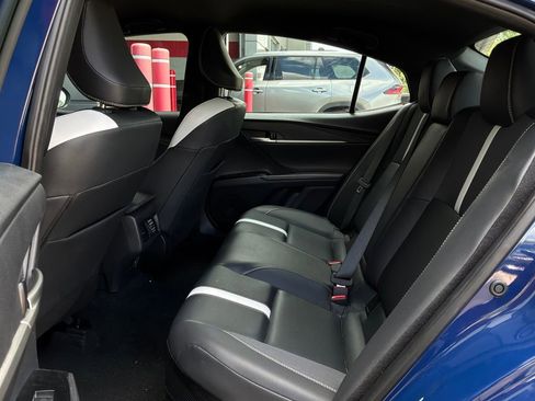Used 2025 Toyota Camry SE FWD image 12