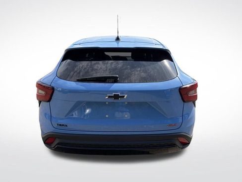 Used 2024 Chevrolet Trax RS w/ Driver Confidence Package FWD image 6