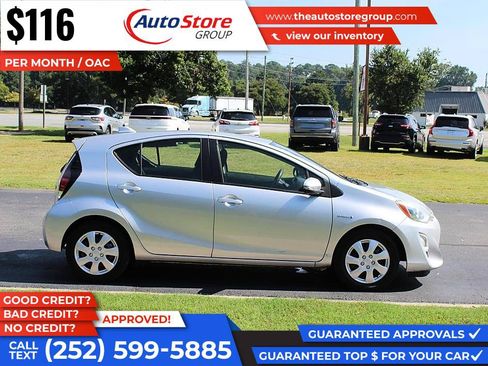 Used 2015 Toyota Prius C Two FWD image 5