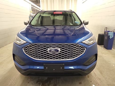 Used 2024 Ford Edge SE AWD/4WD image 2